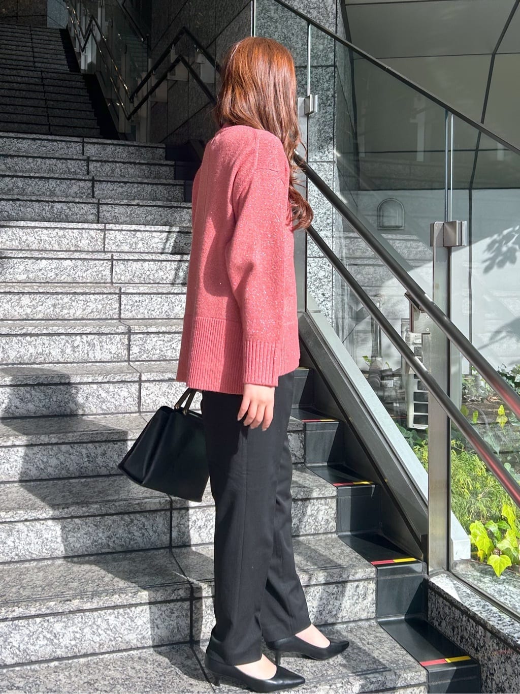 Risaさんの「OPAQUE.CLIP｜ウォームタッチ イージーテーパードパンツ【洗濯機洗OK／ストレッチ】」を使ったコーディネート