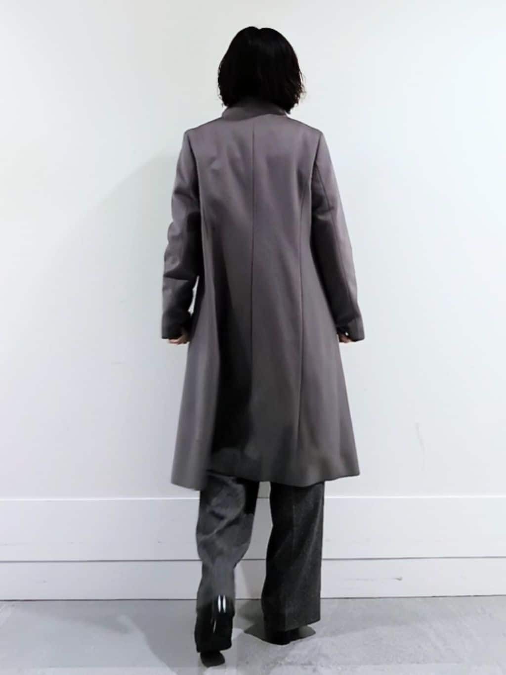 ミズタさんの「UNTITLED｜【きれいめ/スタイリッシュ】2WAYスタンドカラーロングコート」を使ったコーディネート
