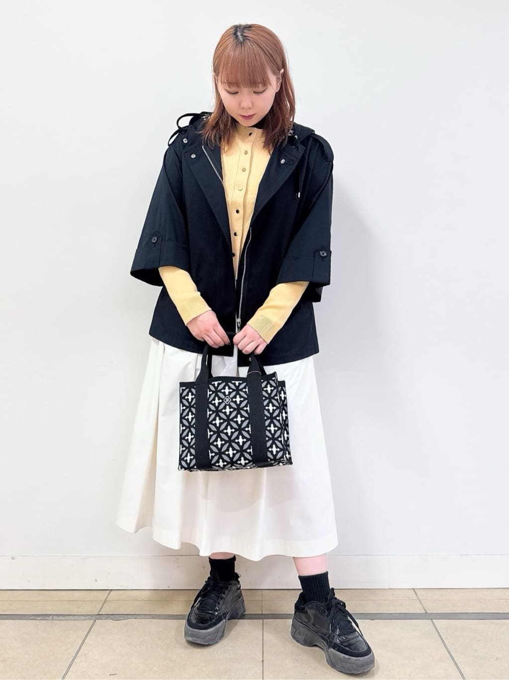 なかもとあきさんの「DRESSTERIOR｜【ウォッシャブル/撥水素材】Ａライン ショートモッズコート」を使ったコーディネート