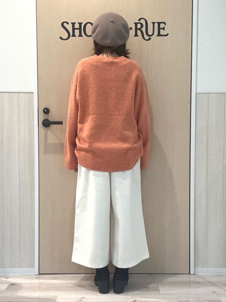 funafunaさんの「SHOO･LA･RUE｜【高レビュー】ウエストゴムで穿きやすい　ガウチョパンツ」を使ったコーディネート