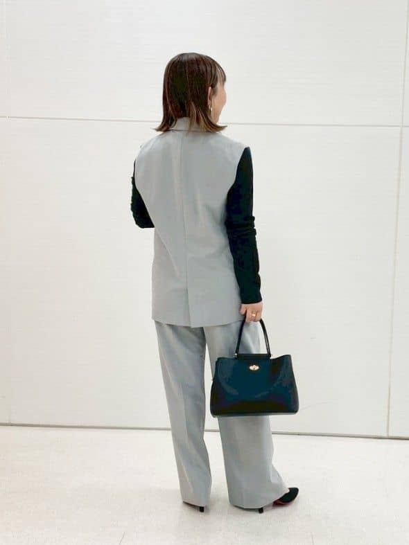 KIORIさんの「SHOO･LA･RUE｜【セットアップ可/S-LL/洗濯機可】サッと羽織ってこなれ見え ダブルブレストジレ」を使ったコーディネート
