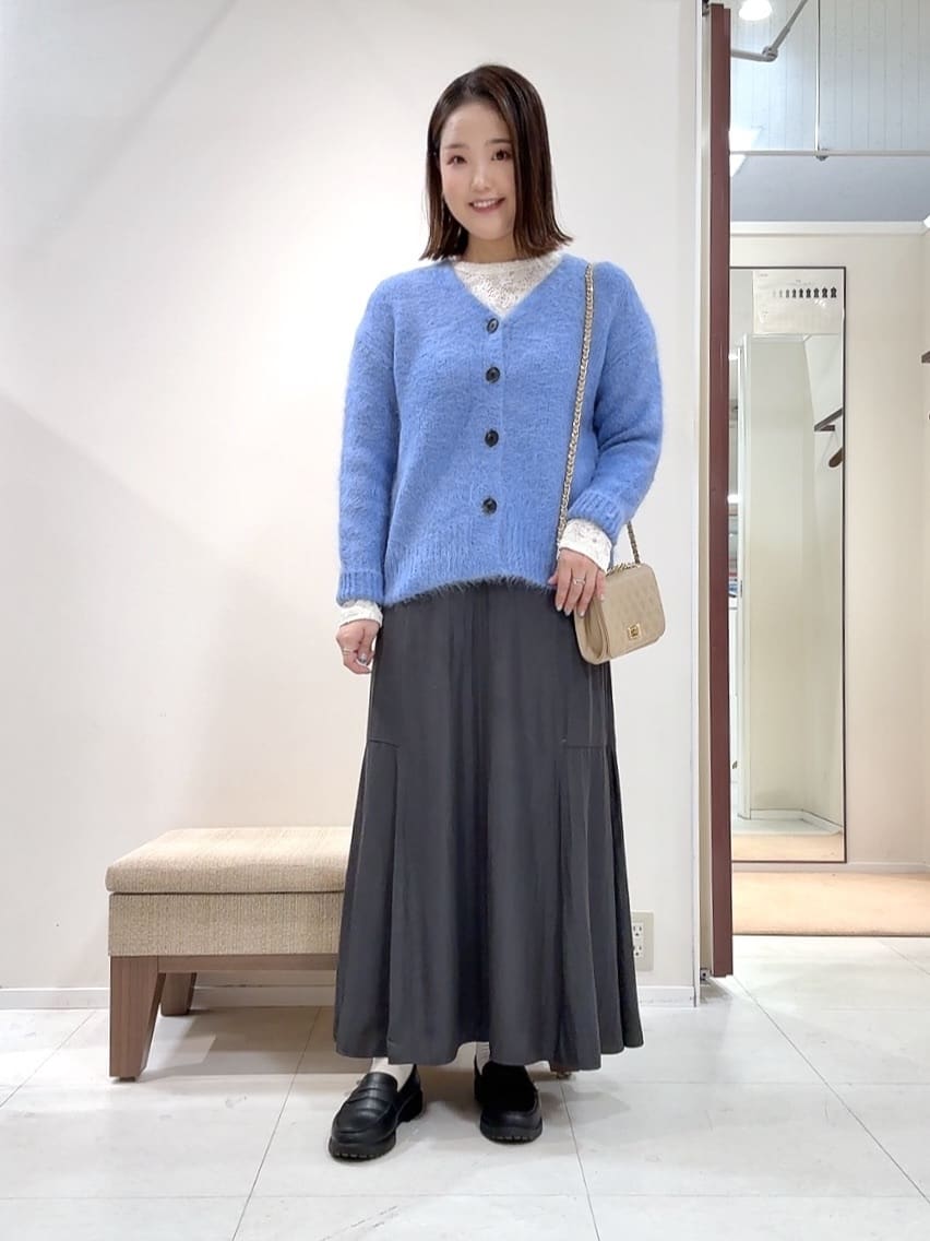 YUIさんの「UNTITLED｜【ゆったり】アルパカ混シャギー カーディガン」を使ったコーディネート