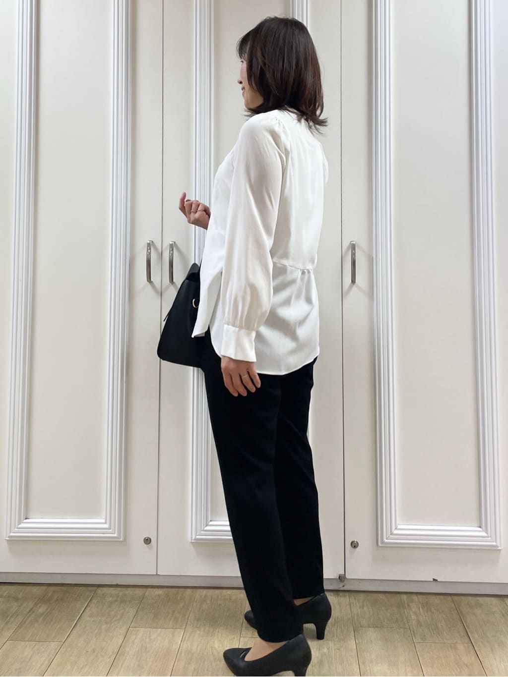 めいさんの「Reflect｜【レイヤードに◎】ボウタイブラウス」を使ったコーディネート