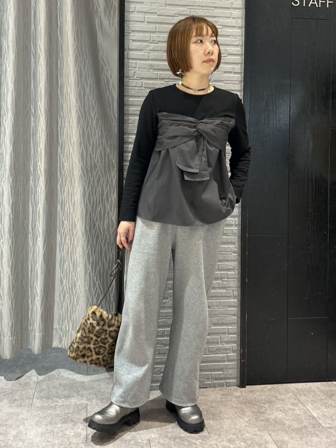 ga_riさんの「THE SHOP TK｜布帛切替カットソー」を使ったコーディネート