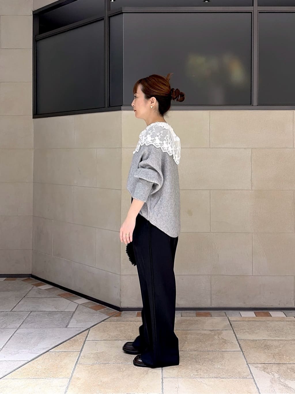 よねさんの「INDIVI｜Comfy SET UP｜イージーストレートワイドパンツ【セットアップ対応／通勤/カセット服】」を使ったコーディネート