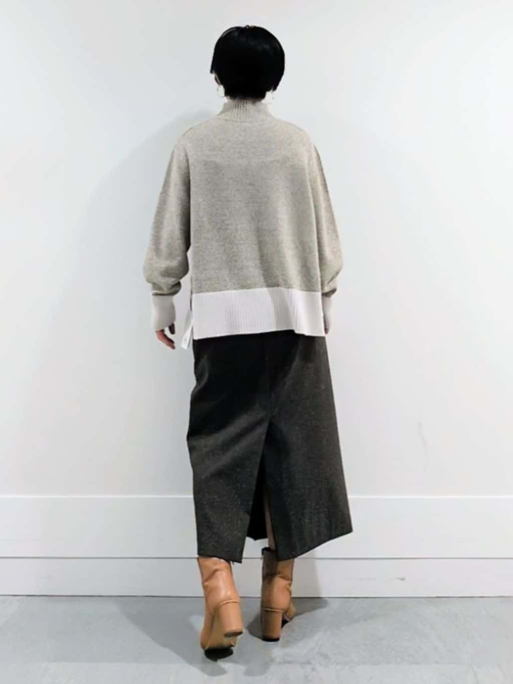ミズタさんの「UNTITLED｜【8色展開/洗える】ウールカシミヤ ハイネックニット」を使ったコーディネート