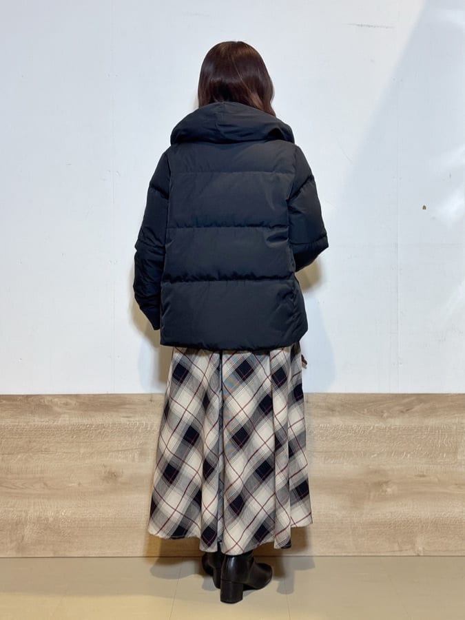 るねさんの「SHOO･LA･RUE｜【撥水/洗える】ショートフーディーダウン」を使ったコーディネート