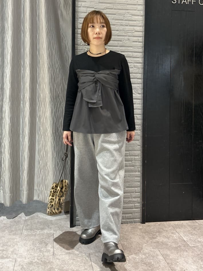ga_riさんの「THE SHOP TK｜布帛切替カットソー」を使ったコーディネート