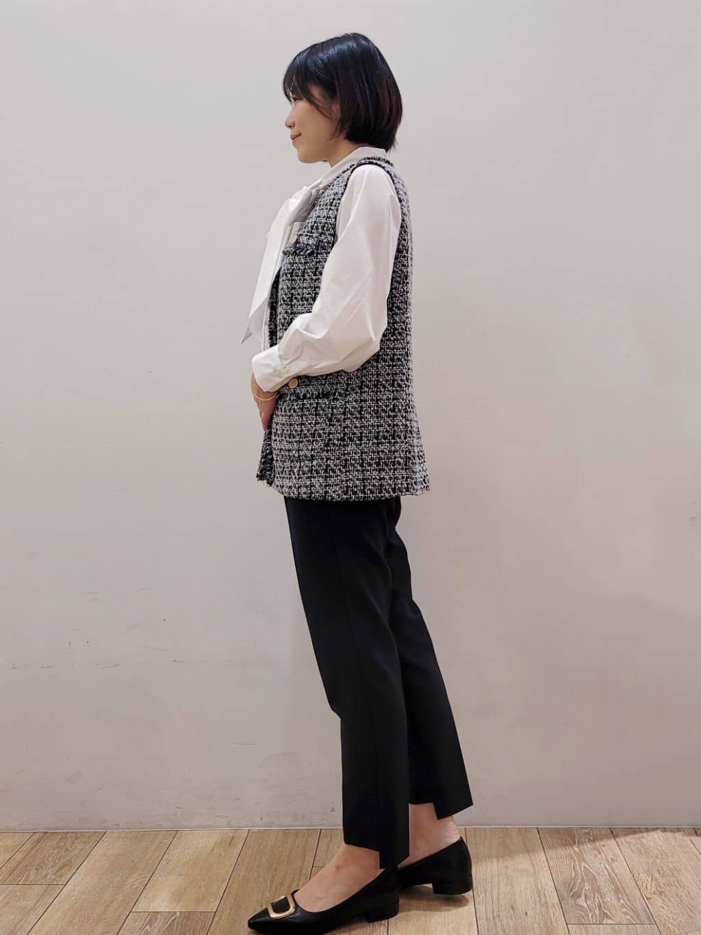yuyuさんの「OPAQUE.CLIP｜《通勤対応》ツイードジレ【洗える】」を使ったコーディネート