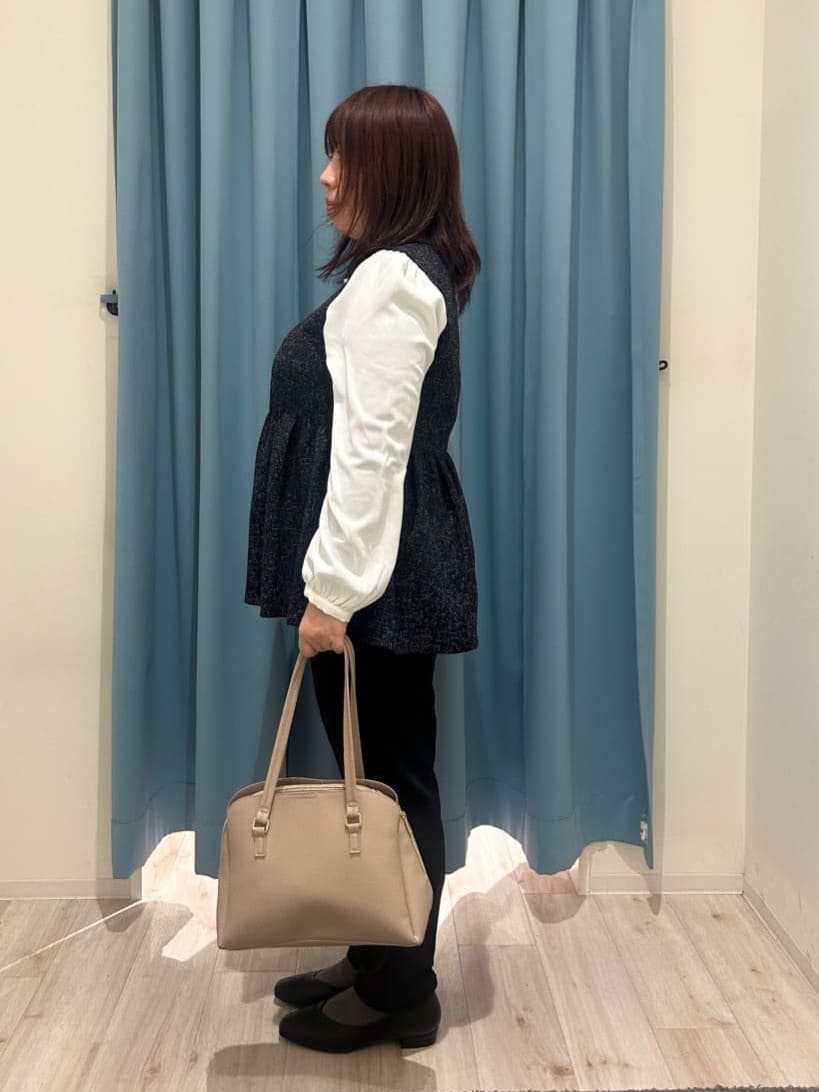 くーさんの「SHOO･LA･RUE｜【S-LL/撥水】通勤やお出かけにも活躍 ミドルトレンチコート」を使ったコーディネート