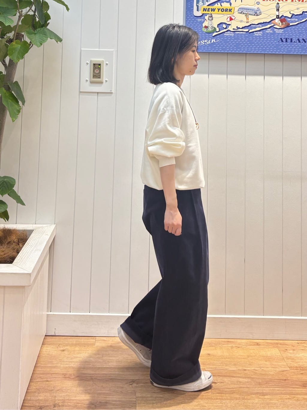 OKADAさんの「Dessin｜【洗える】ウールブレンド後ろボタンニット」を使ったコーディネート