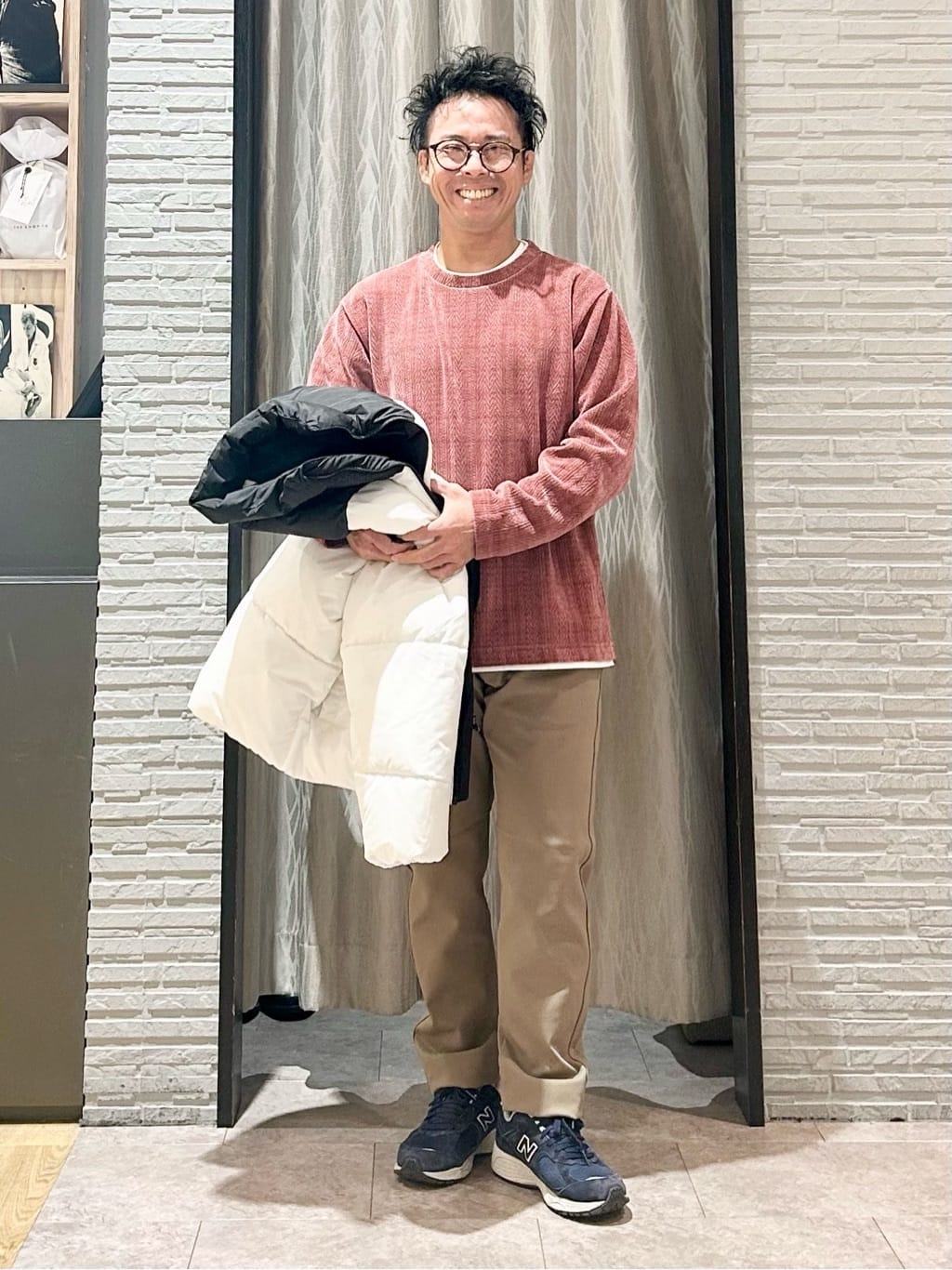 KENJI Iさんの「THE SHOP TK｜【撥水/洗濯機可】寒い季節でも快適 中綿スタンドブルゾン」を使ったコーディネート