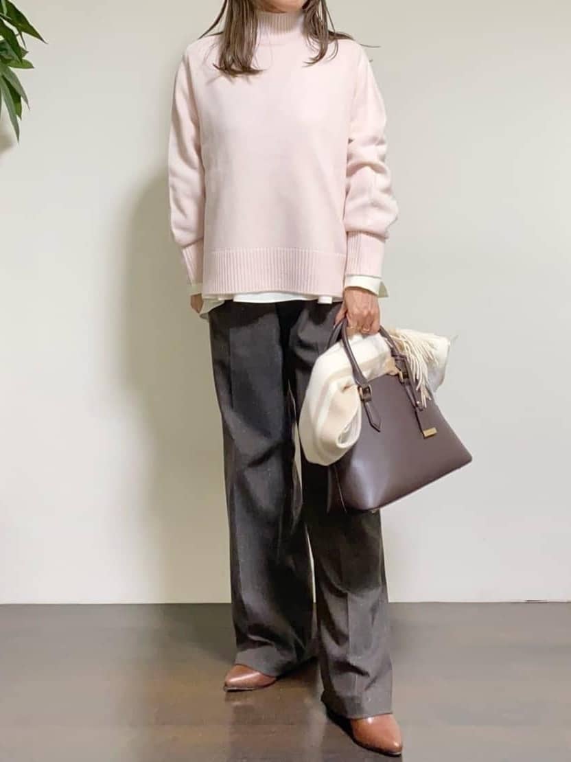 tomoさんの「UNTITLED｜【8色展開/洗える】ウールカシミヤ ハイネックニット」を使ったコーディネート