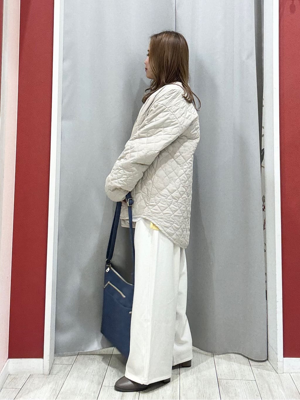 shioさんの「SHOO･LA･RUE｜【高レビュー/洗濯機可/S-LL】さらに軽くなった スポンディッシュ裾フェイクトップス」を使ったコーディネート