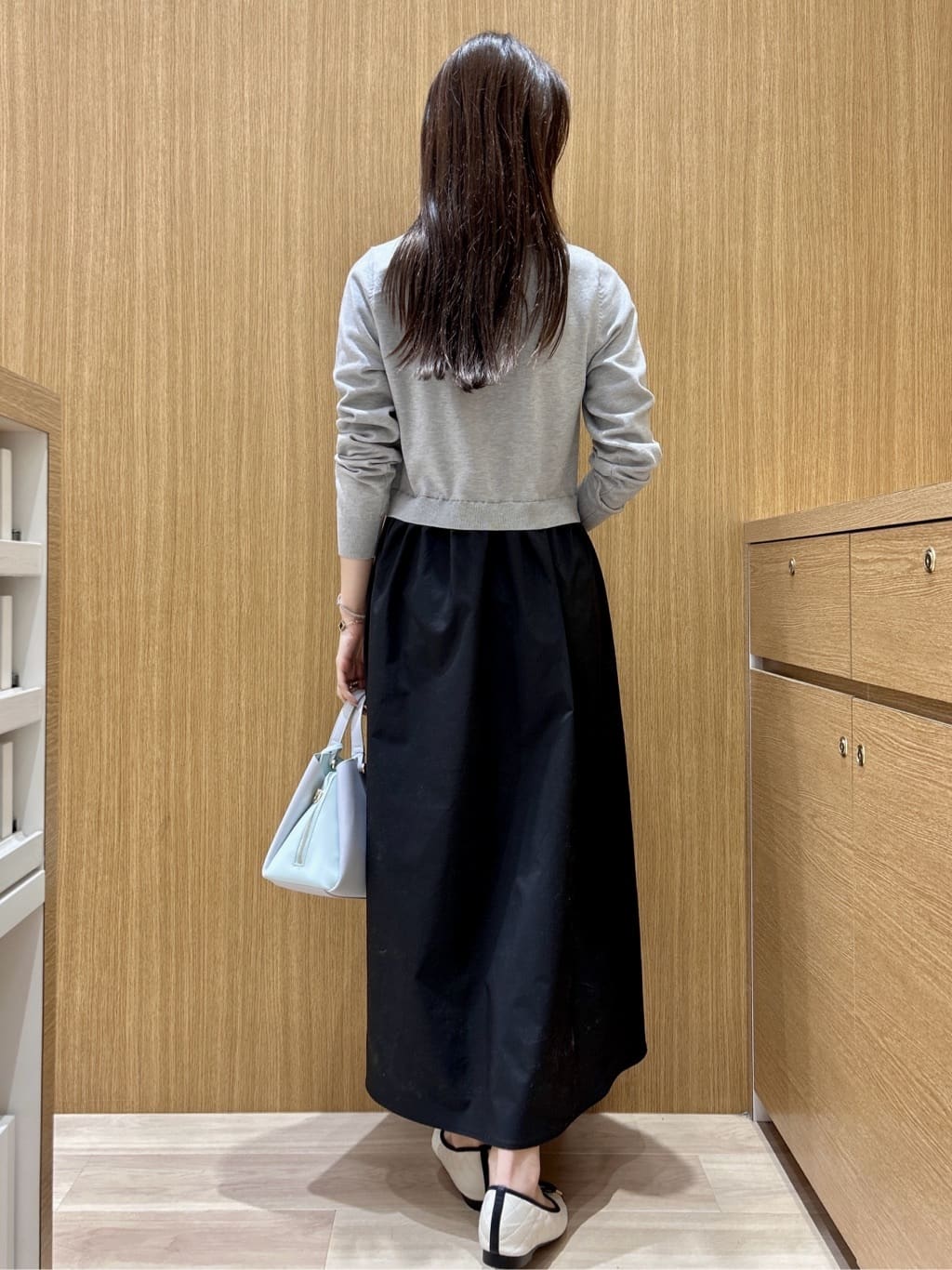 maiさんの「OPAQUE.CLIP｜ダブルポロ衿ニットドッキングワンピース【洗濯機OK】」を使ったコーディネート