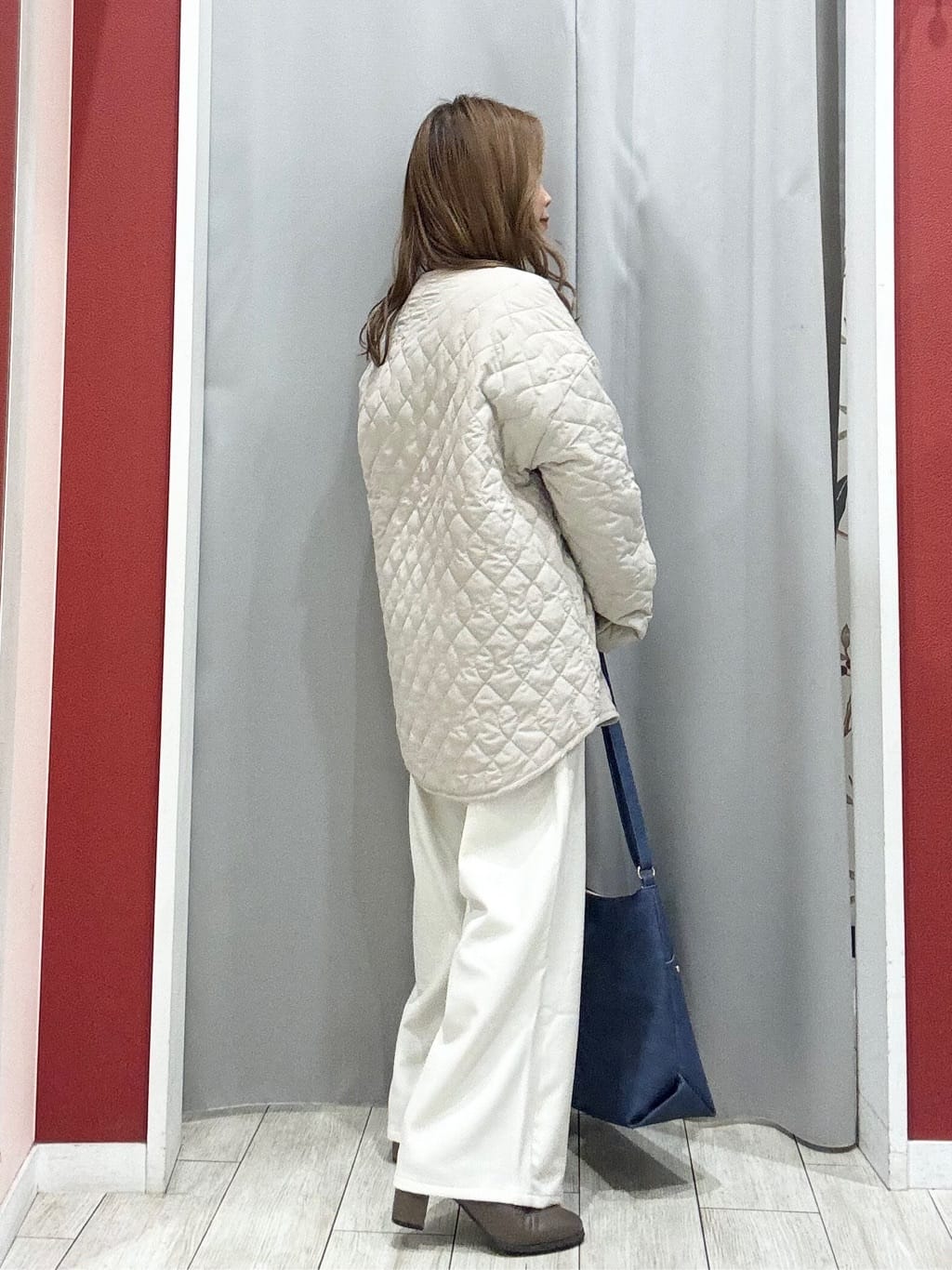 shioさんの「SHOO･LA･RUE｜【高レビュー/洗濯機可/S-LL】さらに軽くなった スポンディッシュ裾フェイクトップス」を使ったコーディネート
