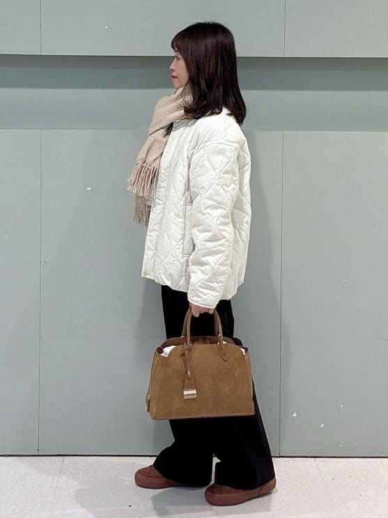 makiさんの「UNTITLED｜【大人な品格/ふわふわニット】フォックスカシミヤ コクーンニット」を使ったコーディネート