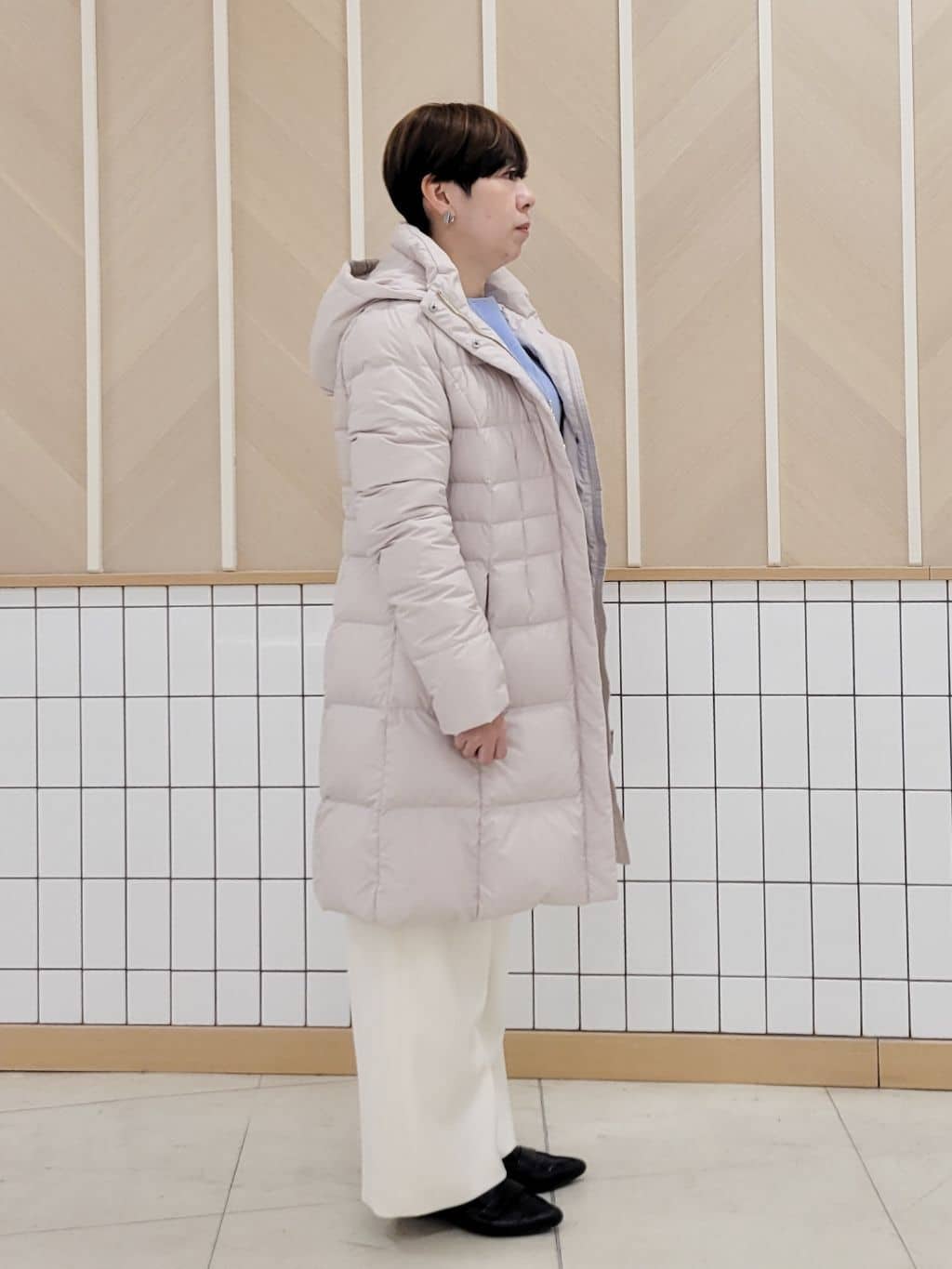 tomoさんの「COUP DE CHANCE｜【手洗い可／日本製】タックワイドパンツ」を使ったコーディネート