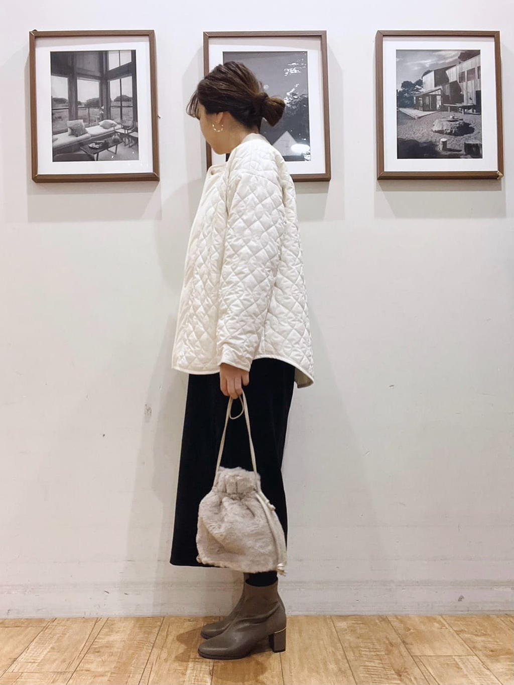 mariさんの「SHOO･LA･RUE｜【洗濯機可/S-LL/撥水】ゴールドパーツで上品に 大人が着たい ノーカラーキルトジャケット」を使ったコーディネート