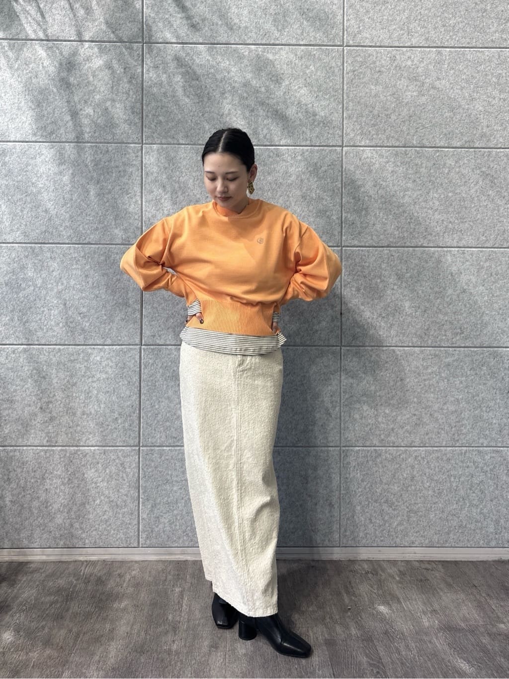 ayanoさんの「INDIVI｜Timeless｜フォルムロゴニット」を使ったコーディネート