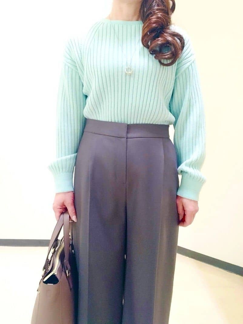 花さんの「Reflect｜【SS-4Lサイズ／衿が顔に当たらない◎】スタンドネックミドルコート」を使ったコーディネート
