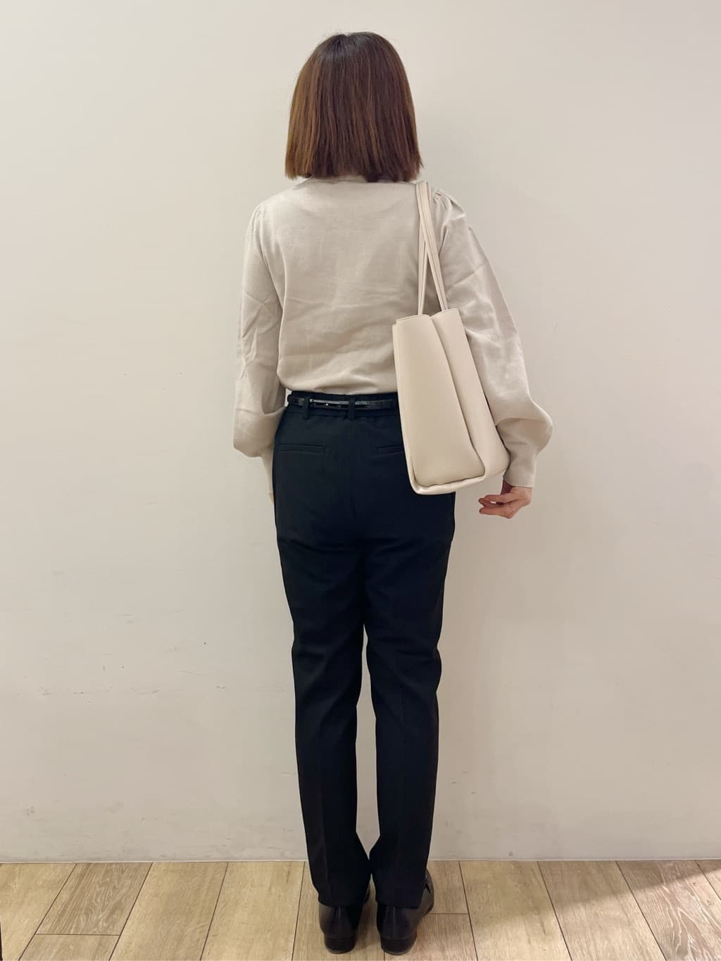 kcさんの「OPAQUE.CLIP｜ウォームストレッチテーパードパンツ【洗濯機OK／防シワ／吸湿発熱】《XS～3L》」を使ったコーディネート