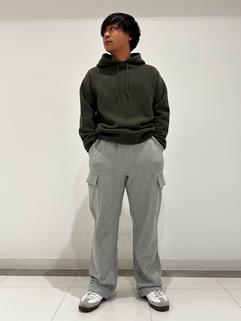 MATSUBARAさんの「DRESSTERIOR｜◆カシミヤブレンドフードニット」を使ったコーディネート