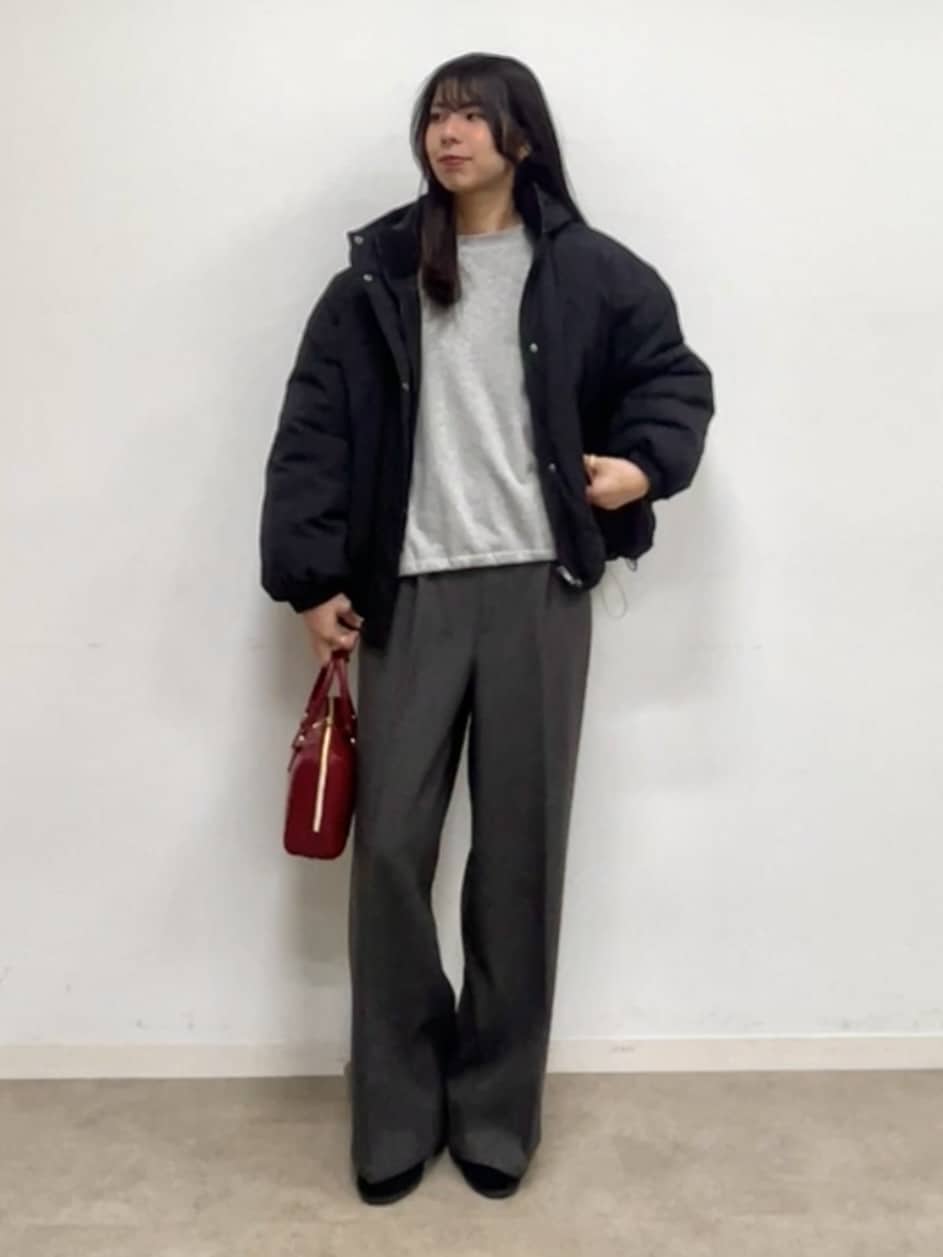 cotaniさんの「SHOO･LA･RUE｜【撥水/あったか】たっぷり着られる 中綿モンスターショートコート」を使ったコーディネート
