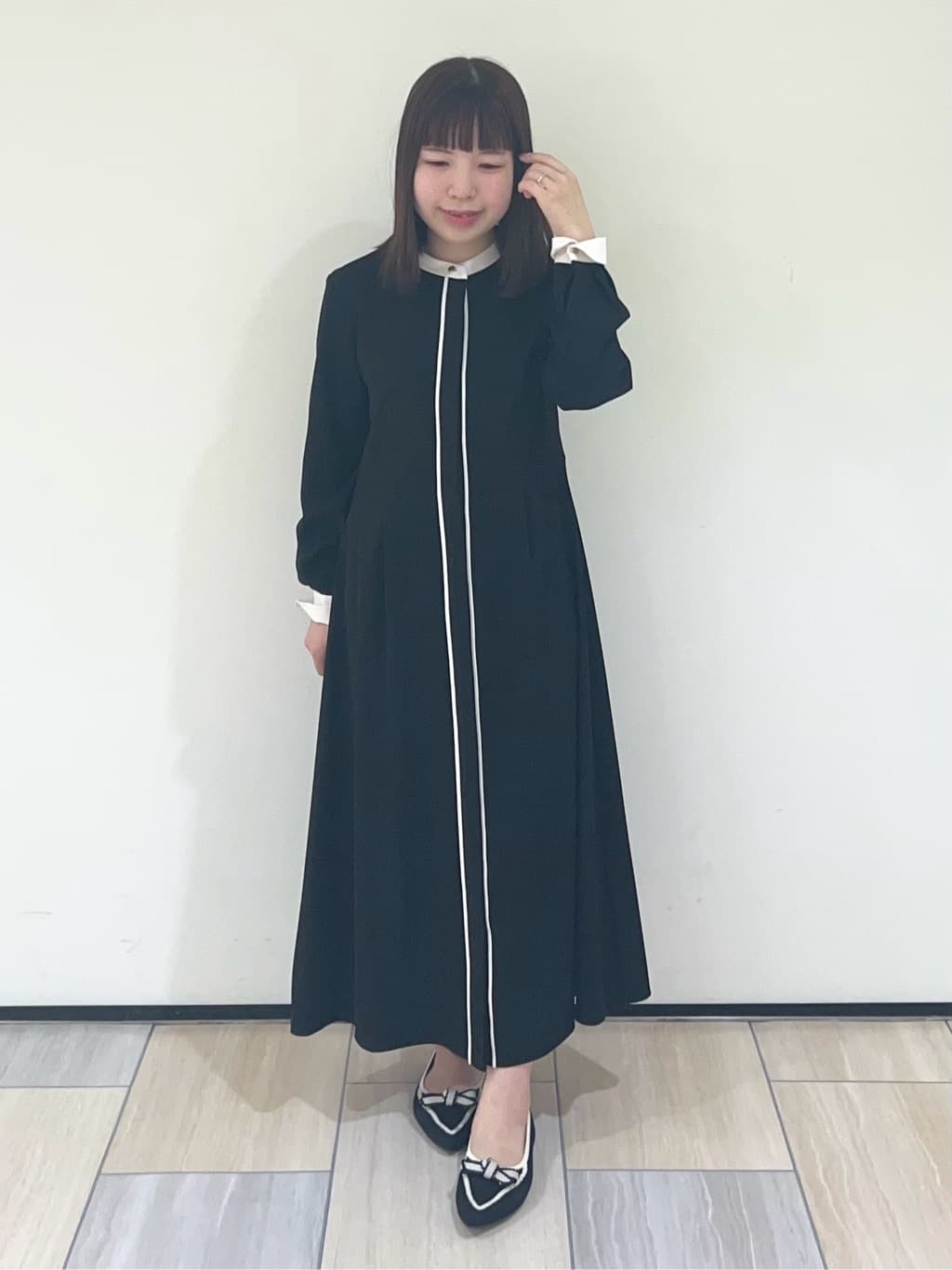 Mitsukiさんの「UNTITLED｜◆【洗える/前開き/フォーマル】バイカラー ワンピース」を使ったコーディネート