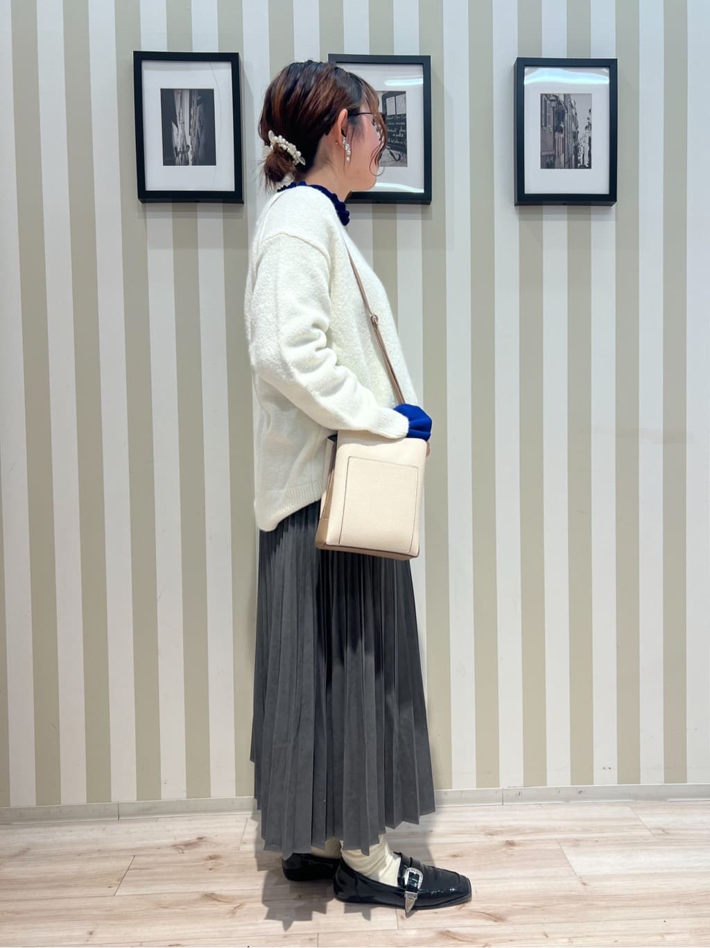 manaさんの「SHOO･LA･RUE｜【洗濯機可/S-LL】ほどよいゆとりの もちっとやわらかリブニット」を使ったコーディネート