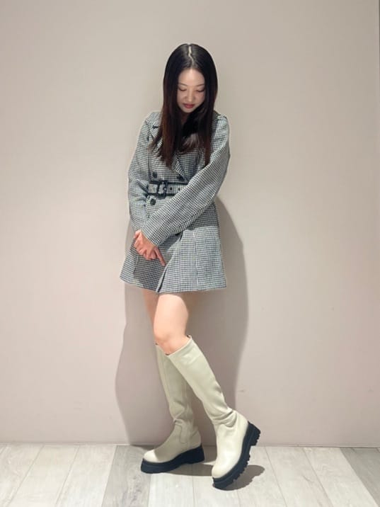 kaaさんの「ESPERANZA｜【晴雨兼用】トラックソールロングブーツ」を使ったコーディネート