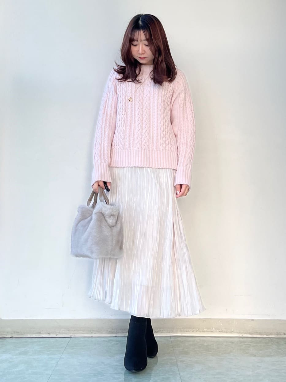 KAHOさんの「UNTITLED｜【洗える】スポンディッシュ ケーブル柄ニット」を使ったコーディネート