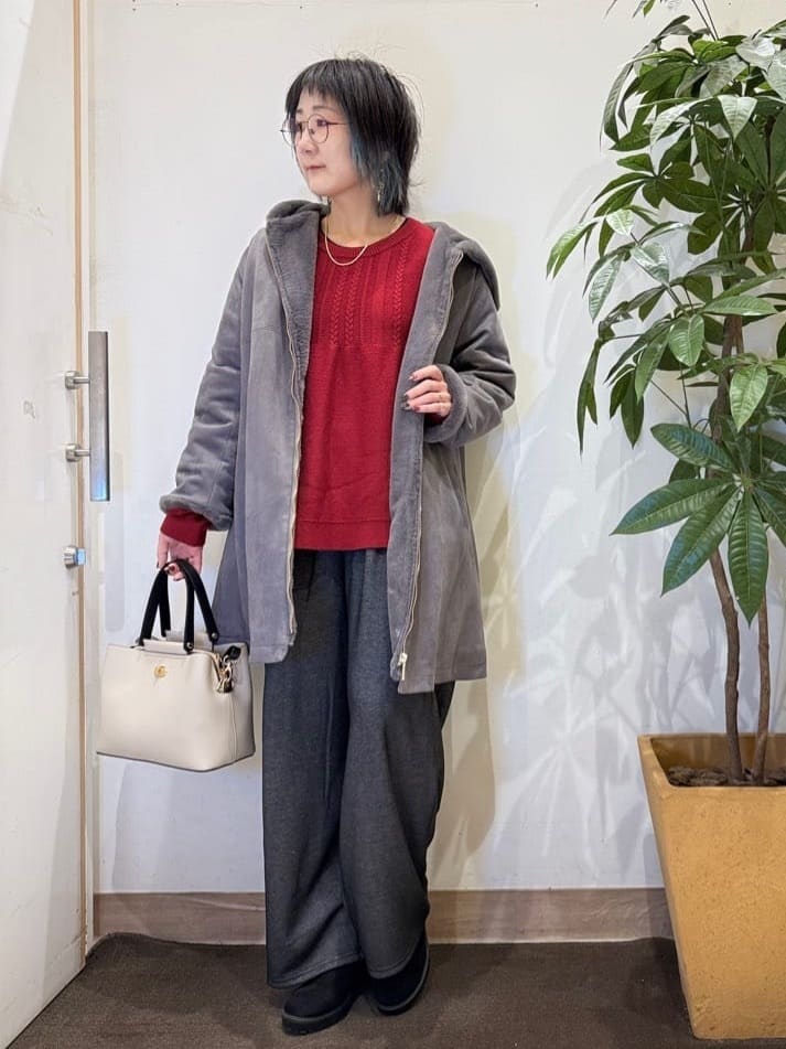 misakiさんの「SHOO･LA･RUE｜【高レビュー】デニム見え 裏起毛ワイドパンツ」を使ったコーディネート