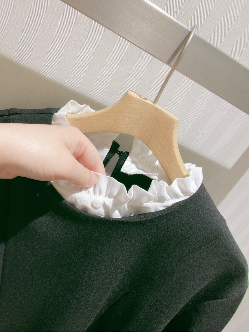 Hiroさんの「Dessin｜【入卒/セレモニー/セットアップ可能】カットジョーゼット2WAYトップス」を使ったコーディネート