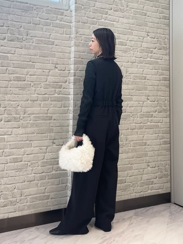 Mikoさんの「INDIVI｜リブプレーティングハイネックニット」を使ったコーディネート