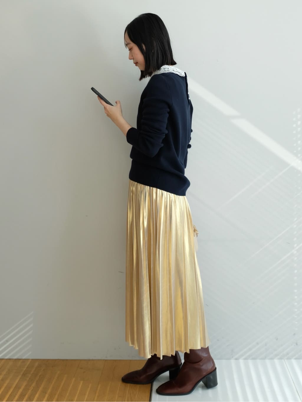 Kishimotoさんの「DRESSTERIOR｜2WAYレースカラーニット」を使ったコーディネート