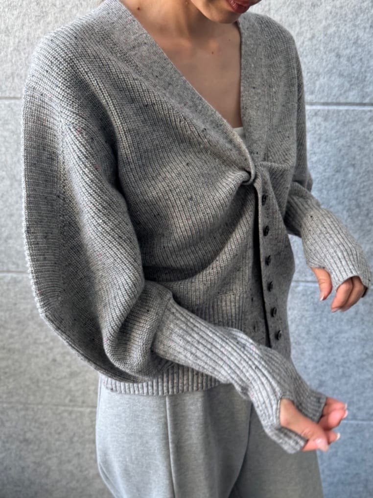 designer yukaさんの「CODE A｜puff cardigan」を使ったコーディネート