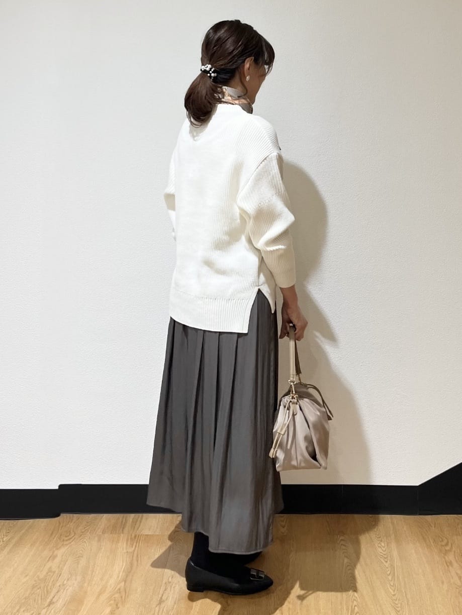 ayaさんの「Reflect｜【腰周りカバー／長め丈】モックネックニットプルオーバー」を使ったコーディネート