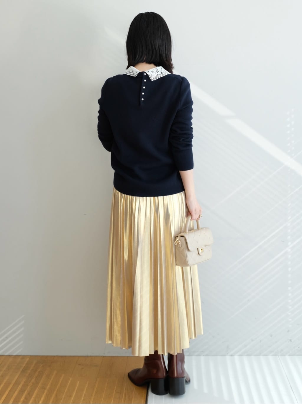 Kishimotoさんの「DRESSTERIOR｜2WAYレースカラーニット」を使ったコーディネート
