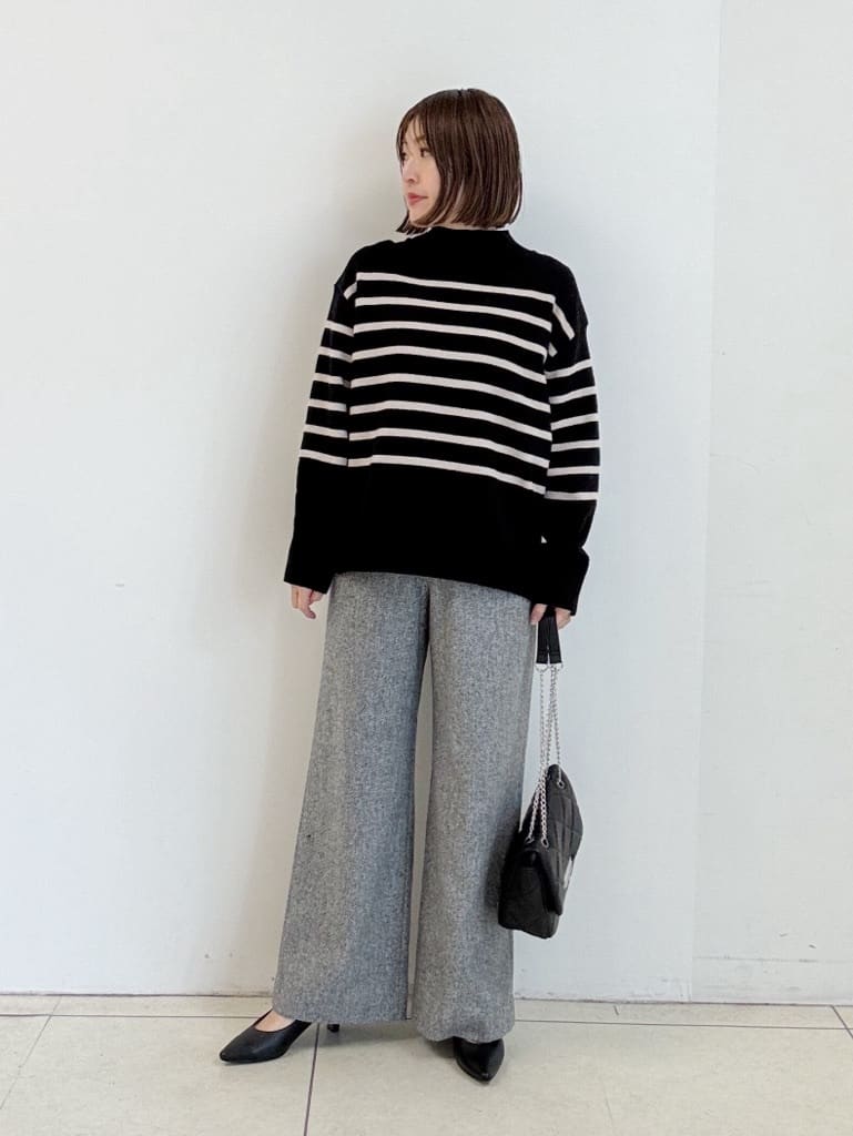 yoshiyaさんの「INDIVI｜キルトフラップバッグ」を使ったコーディネート