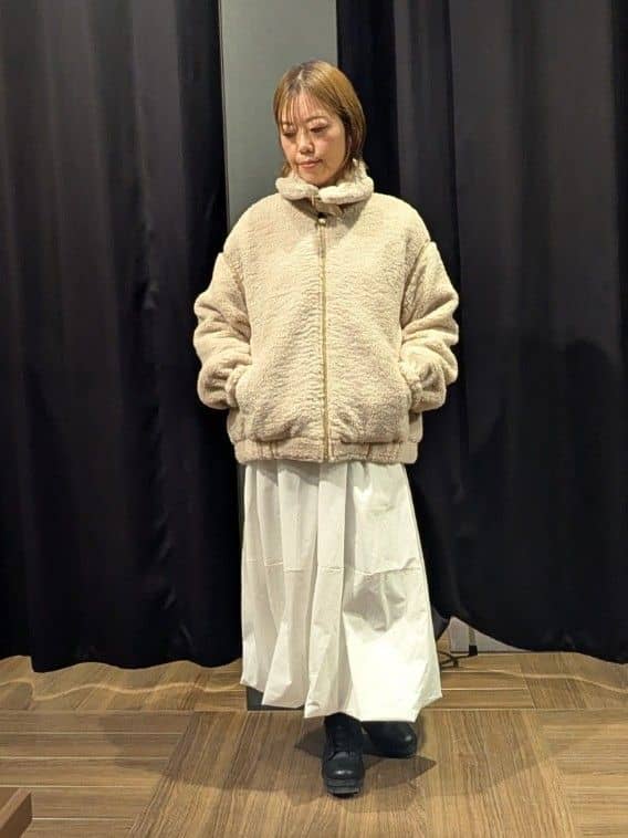 naoさんの「THE SHOP TK｜バルーンスカ―ト」を使ったコーディネート
