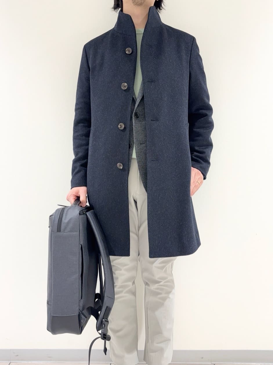 及川さんの「TAKEO KIKUCHI｜【ウールカシミヤブレンド】ビーバー調 スタンドカラー コート」を使ったコーディネート