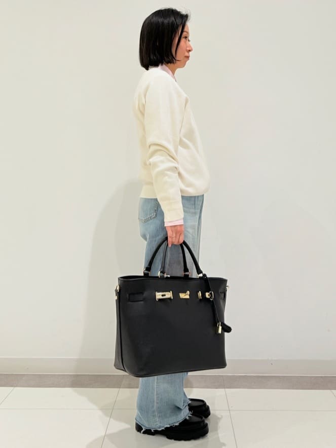 MIYAKAWAさんの「DRESSTERIOR｜◆ウォッシャブルコットンカシミヤプルオーバーニット」を使ったコーディネート
