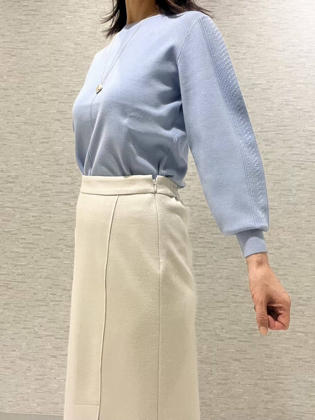 marikoさんの「Reflect｜【チェーン長さ調節可】リーフパーツ&times;淡水パールネックレス」を使ったコーディネート