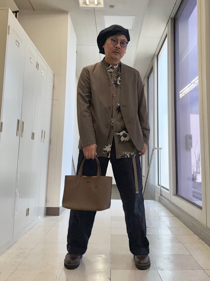 MAKOTO AIさんの「TAKEO KIKUCHI｜【ON／OFF兼用】CARREMANファブリック ノーカラージャケット」を使ったコーディネート