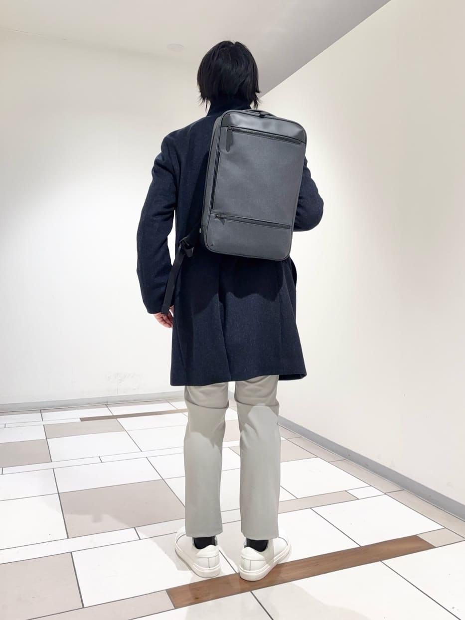 及川さんの「TAKEO KIKUCHI｜【ウールカシミヤブレンド】ビーバー調 スタンドカラー コート」を使ったコーディネート