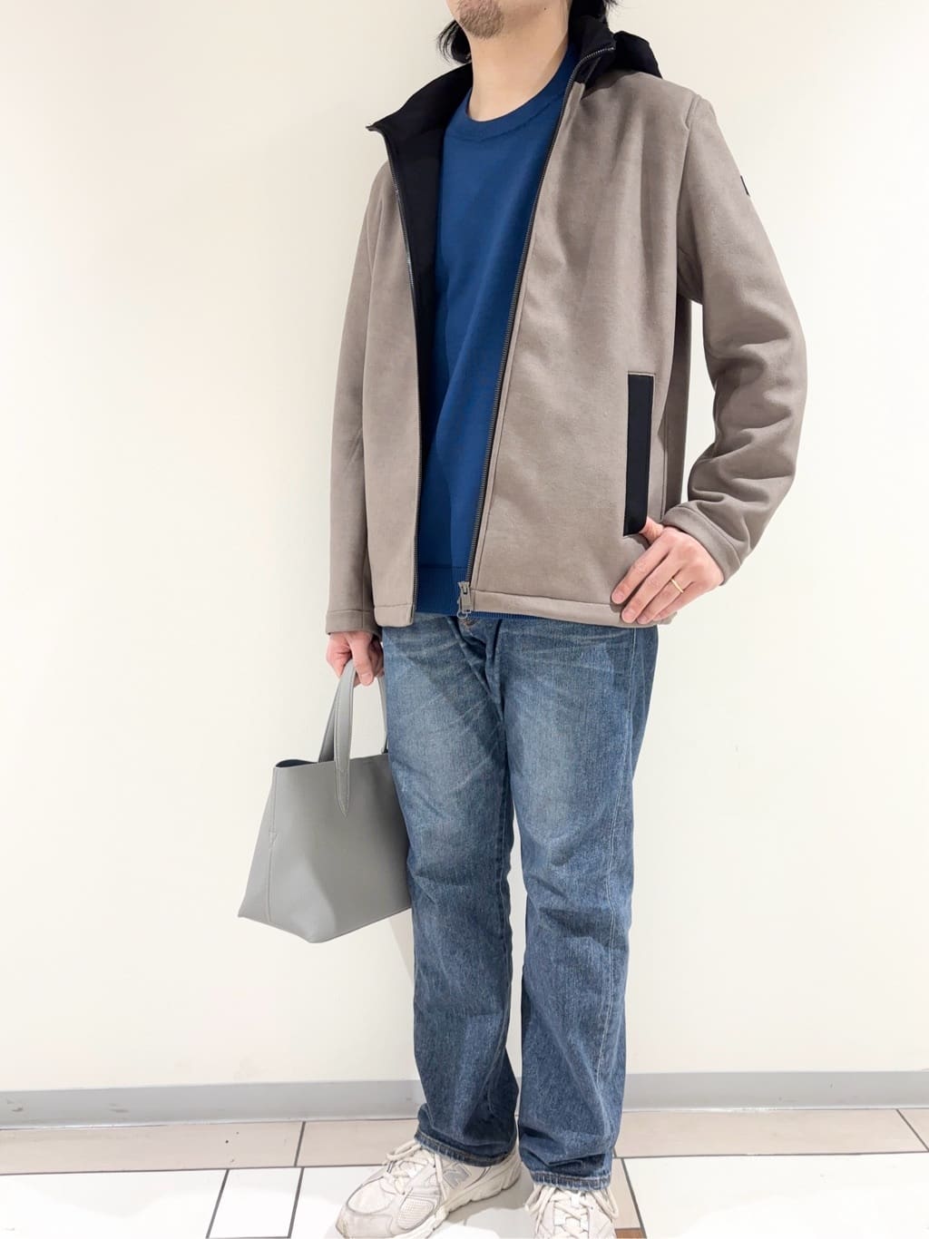 及川さんの「TAKEO KIKUCHI｜【JUST ONE LAYER】ダウンファブリック ジップアップ フード ブルゾン」を使ったコーディネート