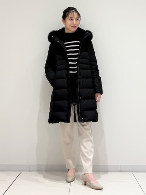 kayoさんの「INDIVI｜【名品／撥水／抗菌防臭】ロング丈リサイクルダウンコート」を使ったコーディネート