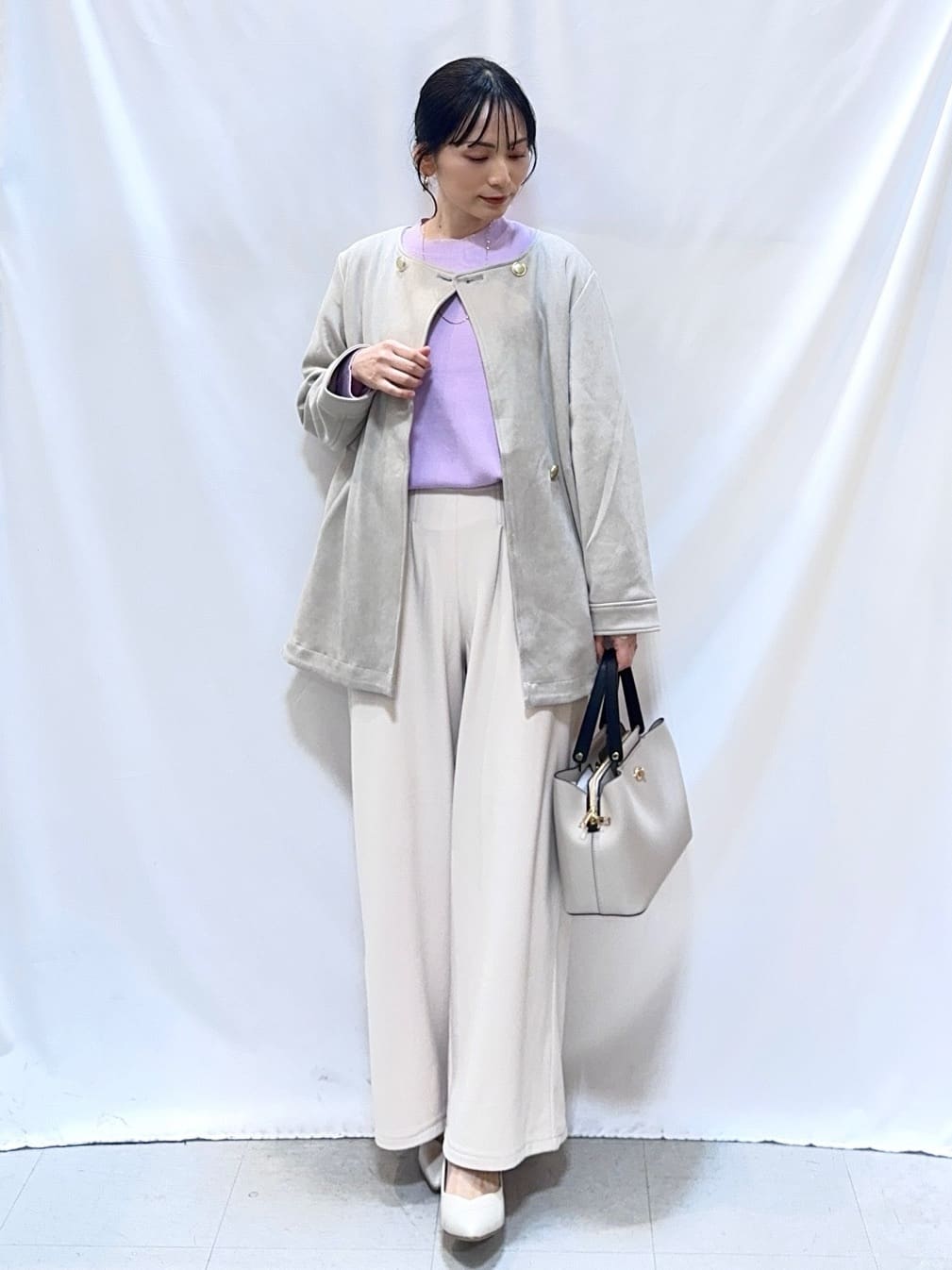 𝐇𝐢𝐫𝐨𝐦𝐢さんの「SHOO･LA･RUE｜【S-LL】上品さを纏う やわらかフェイクスエード ミドル丈ブルゾン」を使ったコーディネート