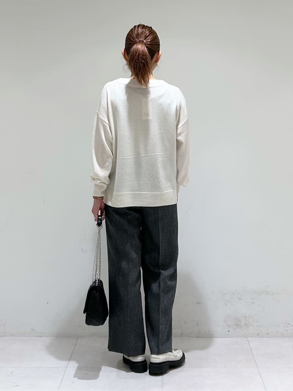 tsuyuさんの「INDIVI｜【名品／撥水／抗菌防臭】ロング丈リサイクルダウンコート」を使ったコーディネート